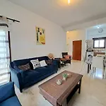 Elysia Apartamento Paralimni